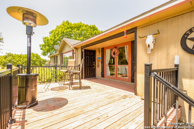 Listing photo id 8 for 237 County Road 393