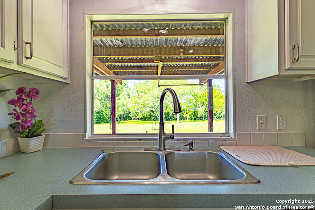 Listing photo id 19 for 237 County Road 393