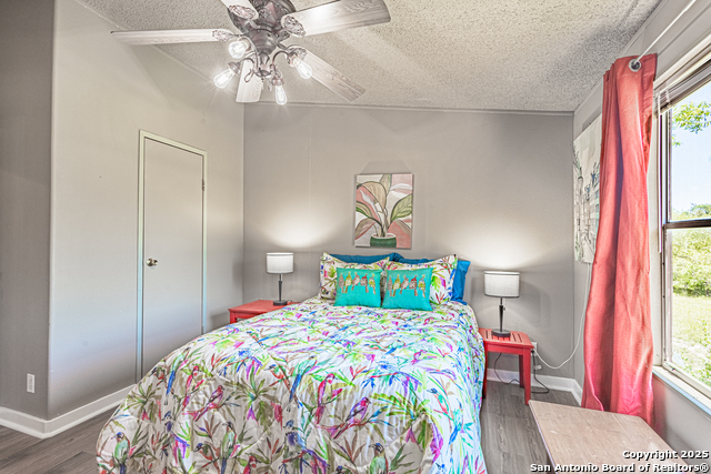 Listing photo id 32 for 237 County Road 393