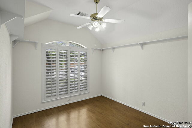 Listing photo id 20 for 13522 Barsan