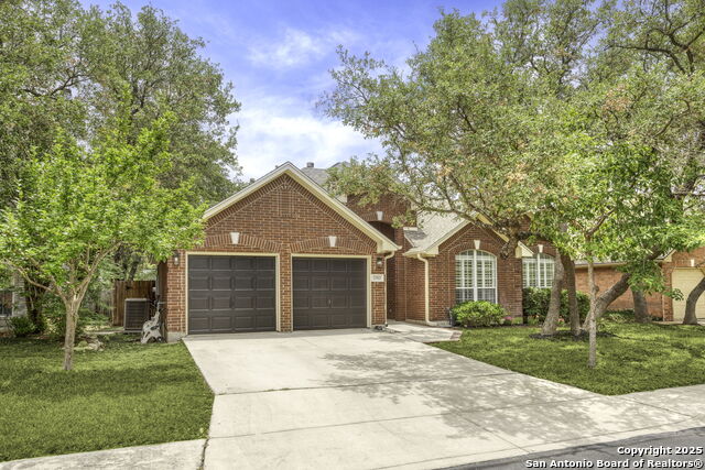 Listing photo id 1 for 13522 Barsan
