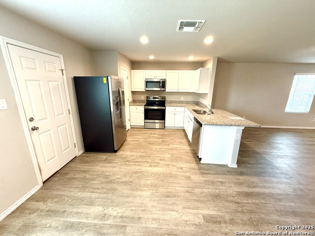 Image 8 of 23 For 7614 Crestway Ridge