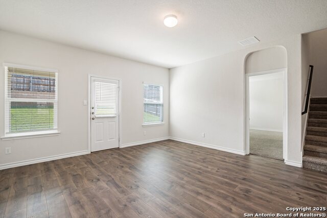 Listing photo id 12 for 2926 Wentwood Run