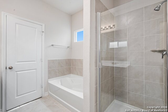 Listing photo id 16 for 2926 Wentwood Run