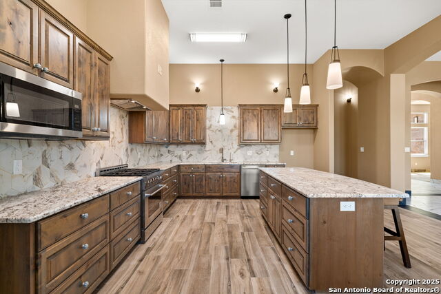 Image 11 of 36 For 1424 Cattail Dr