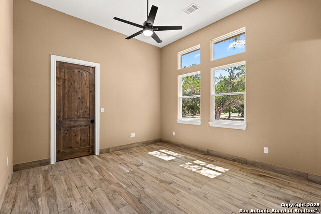 Image 21 of 36 For 1424 Cattail Dr