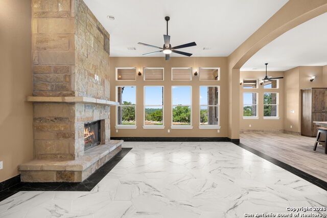 Image 8 of 36 For 1424 Cattail Dr