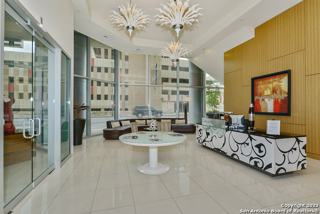 Image 44 of 45 For 610 Market St E 3118
