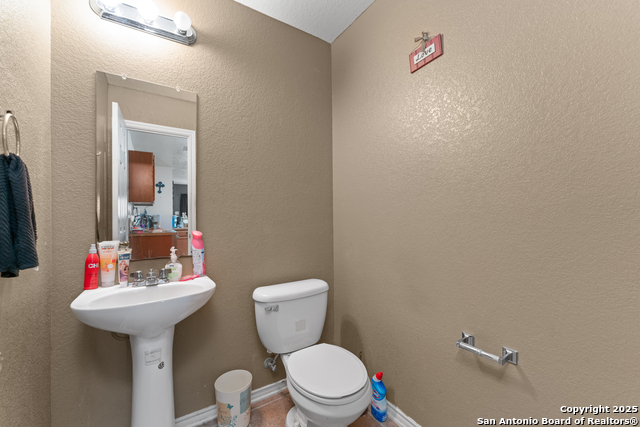 Listing photo id 5 for 9803 Placid Bay