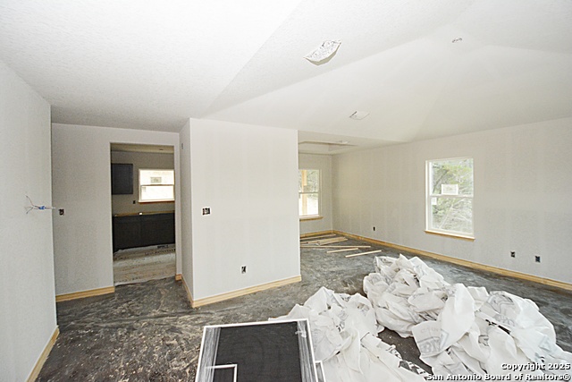 Image 2 of 9 For 3316 Contour Dr.