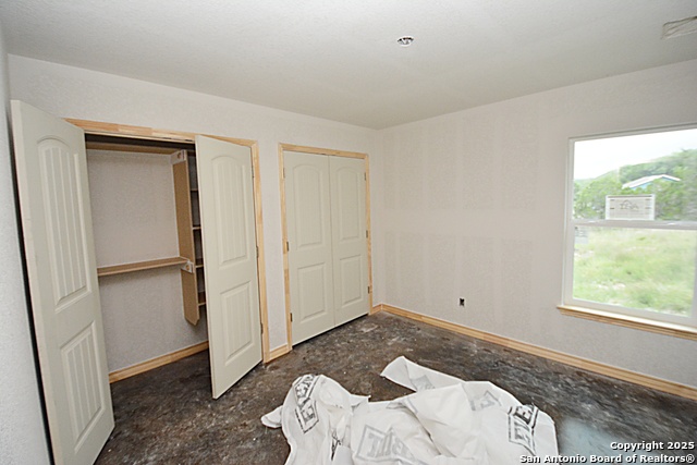Image 7 of 9 For 3316 Contour Dr.