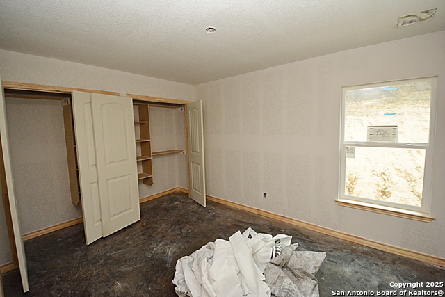 Image 8 of 9 For 3316 Contour Dr.