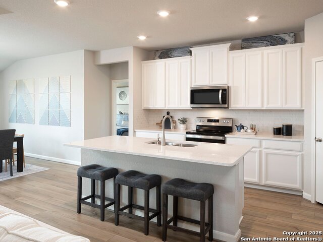 Image 2 of 13 For 11526 Mustang Grove