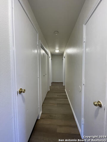 Listing photo id 9 for 4967 Fortuna