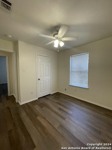 Listing photo id 6 for 4967 Fortuna