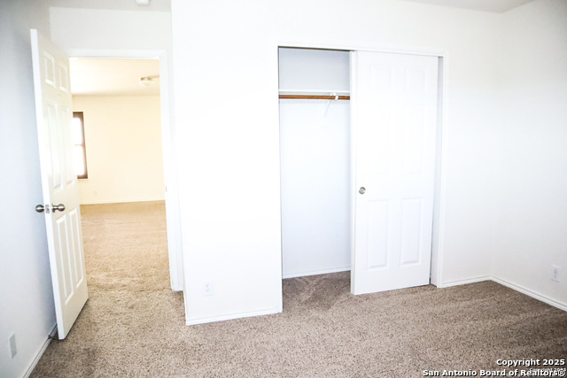 Image 10 of 17 For 23014 Airedale Ln