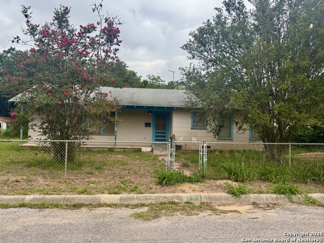 Details for 212 Patrick  , Pleasanton, TX 78064