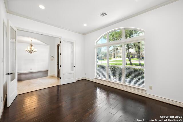Image 20 of 31 For 915 Wilderness Oaks