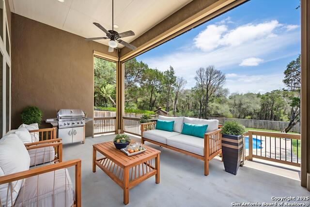 Image 3 of 31 For 915 Wilderness Oaks