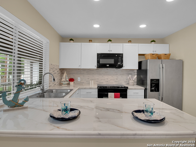 Image 10 of 30 For 3803 Barrington  3e