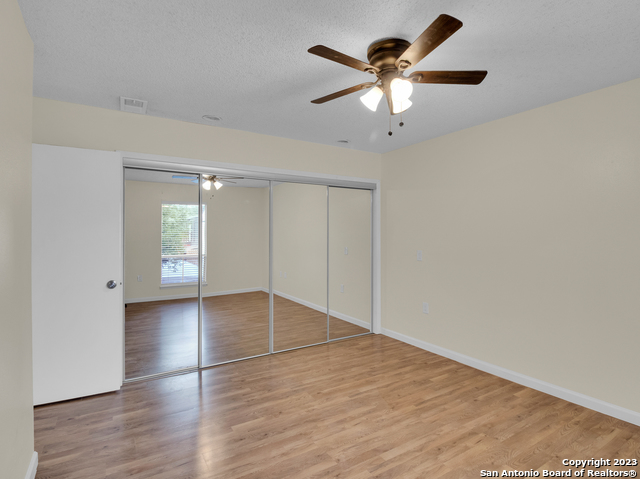 Image 22 of 30 For 3803 Barrington  3e