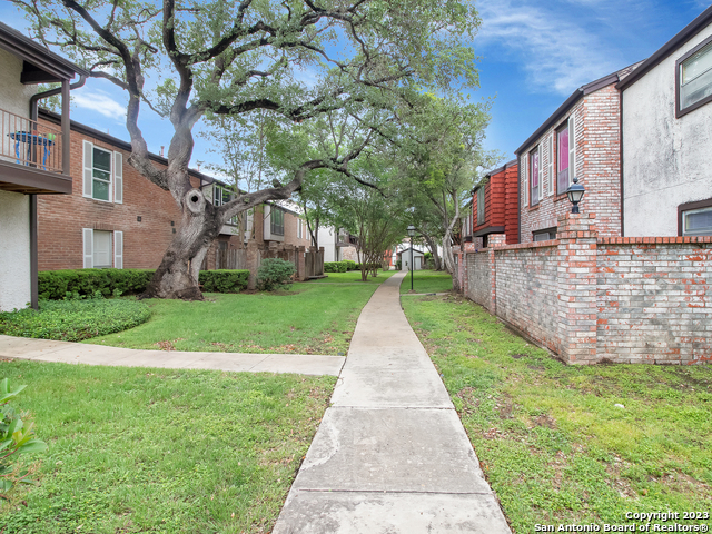 Image 29 of 30 For 3803 Barrington  3e