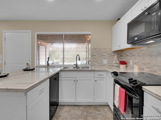 Image 8 of 30 For 3803 Barrington  3e