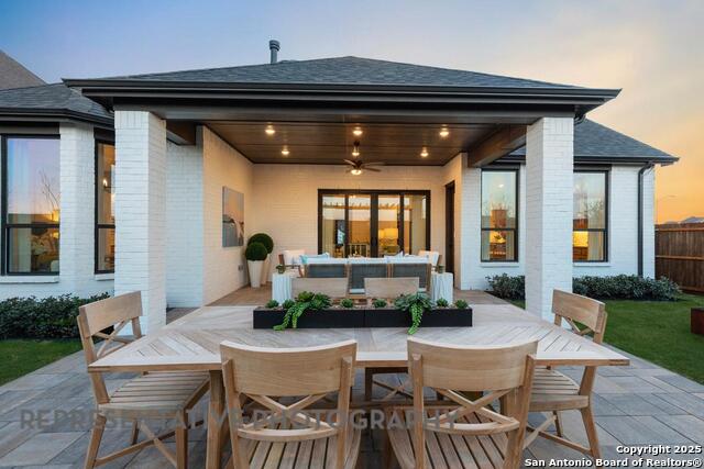 Listing photo id 37 for 169 Olmos
