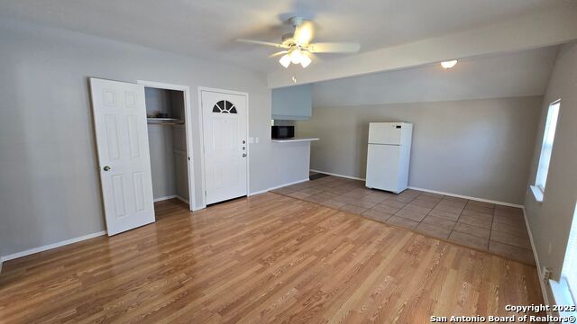 Image 3 of 19 For 317 Castillo  D