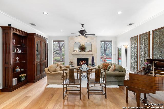 Listing photo id 9 for 9607 Autumn Sound