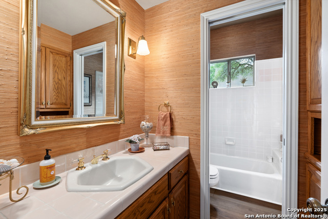 Listing photo id 26 for 9607 Autumn Sound