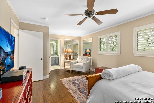 Listing photo id 35 for 9607 Autumn Sound