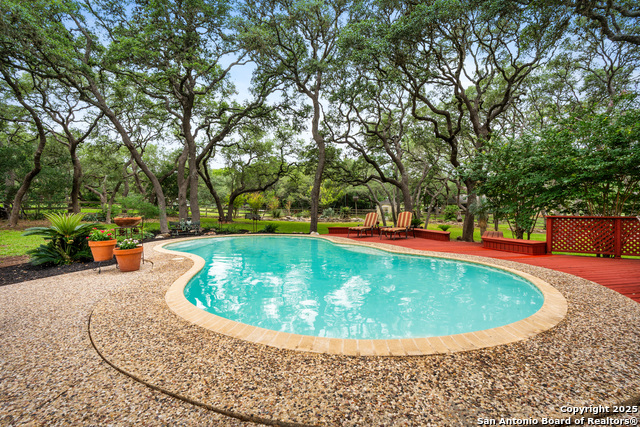 Listing photo id 39 for 9607 Autumn Sound
