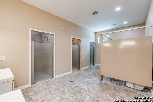 Listing photo id 7 for 9089 Fm 2673