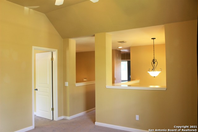 Image 17 of 75 For 1319 Arrow Hill