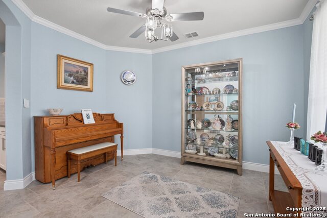 Listing photo id 37 for 12829 Sandy White