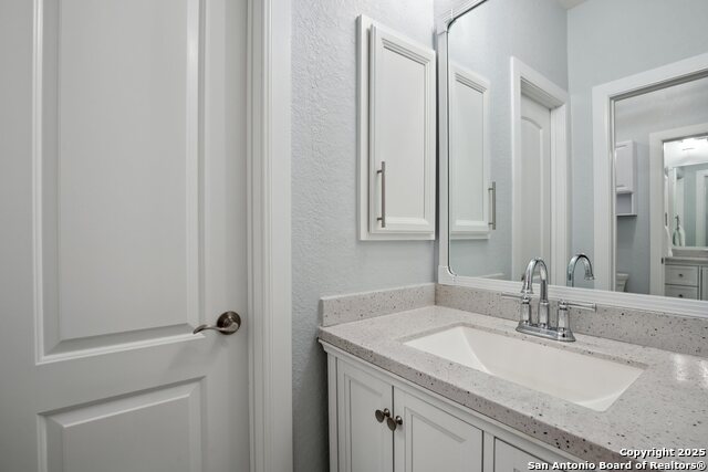 Listing photo id 42 for 12829 Sandy White