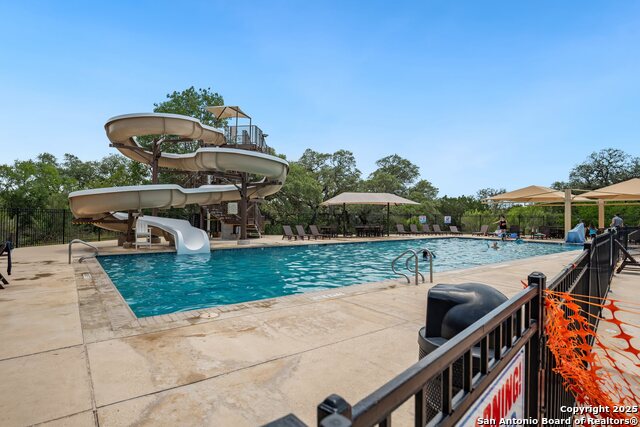 Listing photo id 49 for 12829 Sandy White