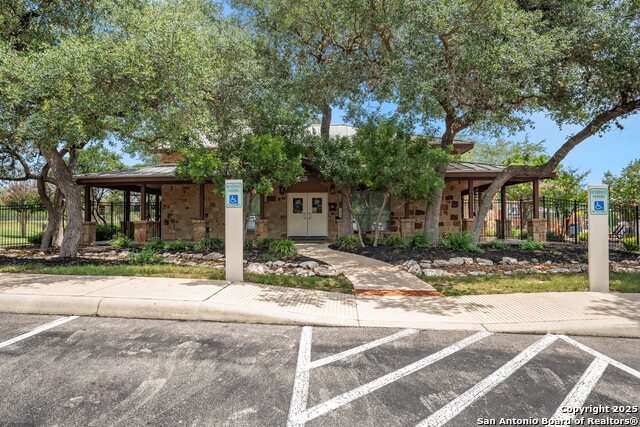 Listing photo id 52 for 12829 Sandy White