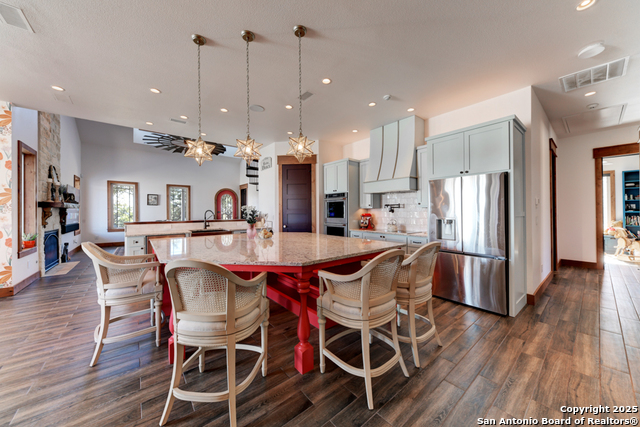 Listing photo id 9 for 13944 Fm 32