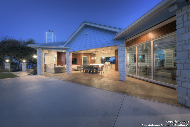 Listing photo id 30 for 13944 Fm 32