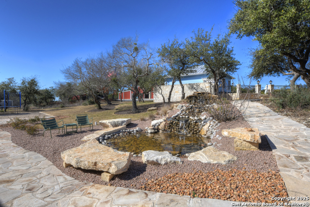 Listing photo id 46 for 13944 Fm 32