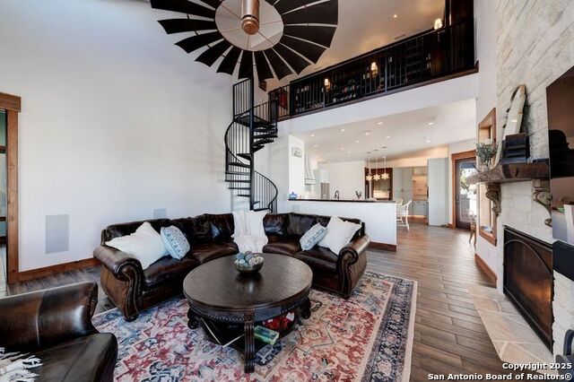 Listing photo id 7 for 13944 Fm 32
