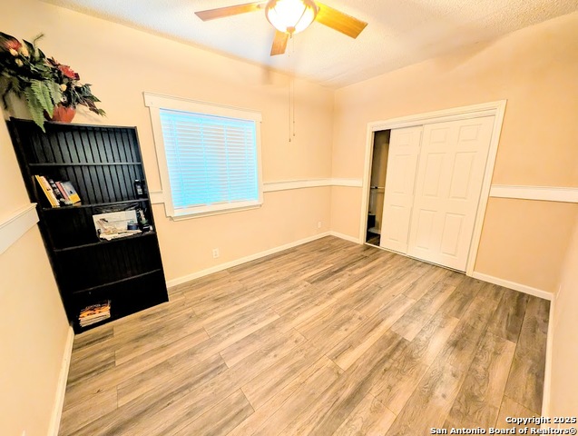 Listing photo id 19 for 7302 Chimney Bluff