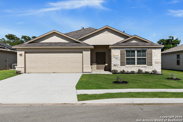 Image 2 of 29 For 6910 Emerald Valley