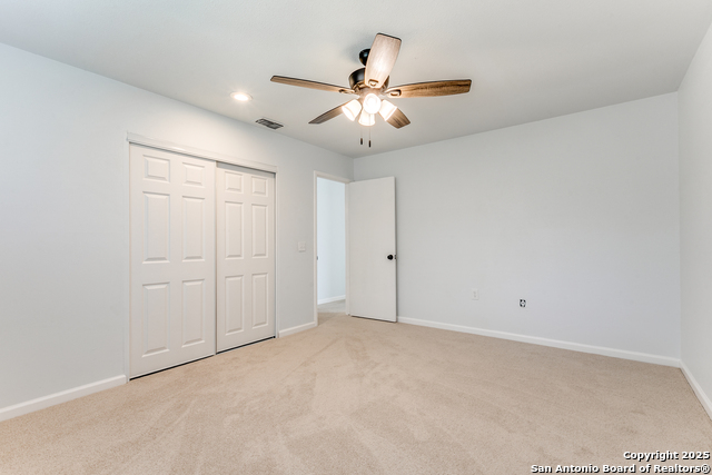 Image 13 of 25 For 9207 Overton