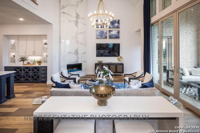 Listing photo id 10 for 322 Dulce