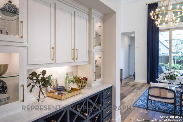 Listing photo id 34 for 322 Dulce
