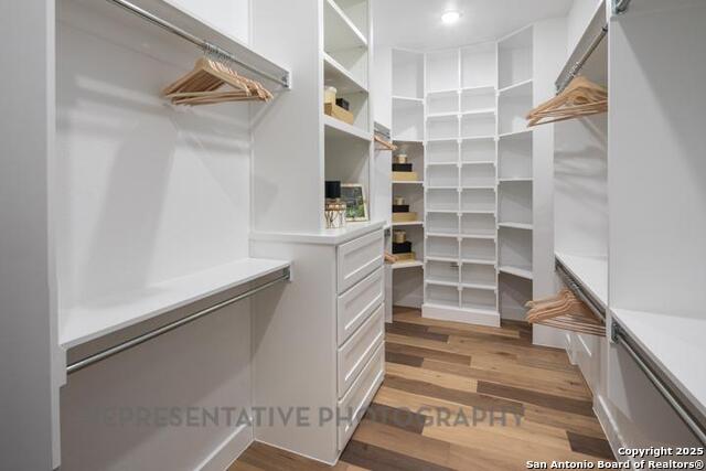 Listing photo id 2 for 322 Dulce