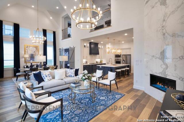 Listing photo id 6 for 322 Dulce